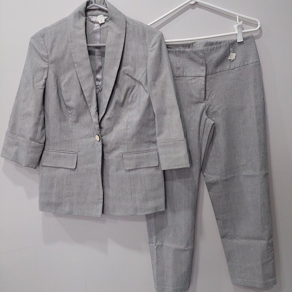 Bianca Nygard Women's 6P Grey 2-PC Pant Suits 3/4  Sleeve Ankle Fit Pants